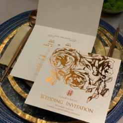 玫瑰花喜帖S2520(W) - 我愛你、白色中式燙金婚卡，方形喜帖、白色喜帖、中國風喜帖、開闔式喜帖、長輩帖、喜帖推薦、手工燙金喜帖、高雄喜帖、傳統喜帖-01